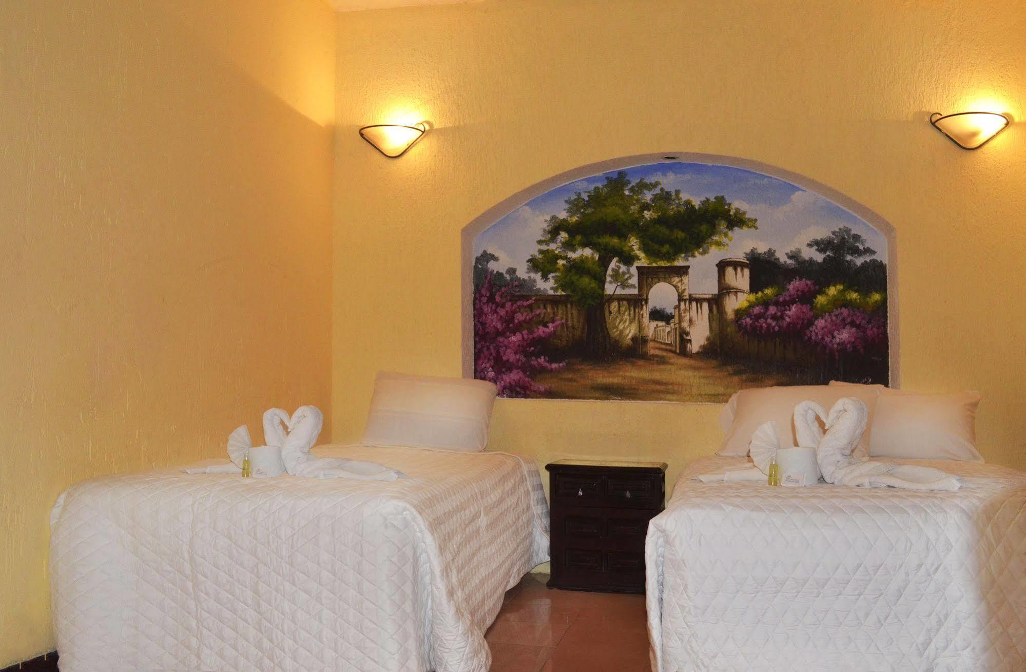 Hotel Hacienda Cancun Bagian luar foto